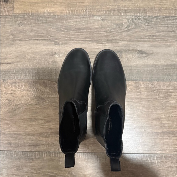 Vagabond Amina Chelsea Booties - Picture 3 of 7